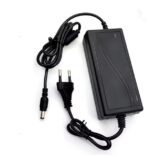 Alimetator pentru camere de supraveghere, in comutatie 12V 5A, TSS-1250D