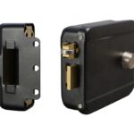 Yala electromecanica aplicata TSS-Y041 din otel, buton deblocare, butuc cu chei, 12V
